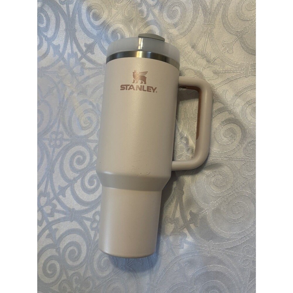 Stanley The Quencher H2.0 Flowstate Tumbler 40 OZ Rose Quartz EUC Pink Girly